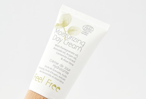 کرم روز مرطوب کننده فیل فری